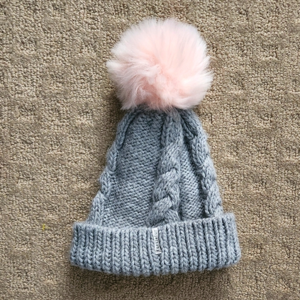 Turtlefur Lizzy faux fur pom pom knitted winter warm hat girls one size